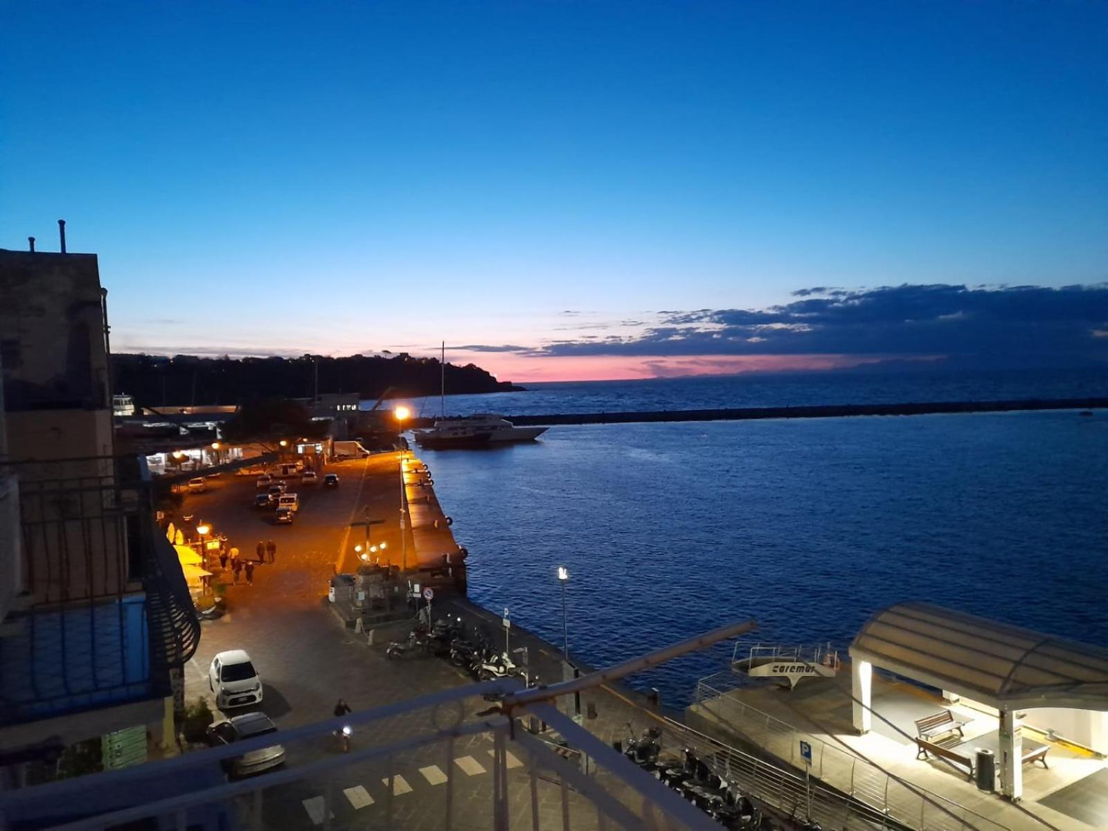 Monolocale Nonna Elena Lägenhet Procida Exteriör bild